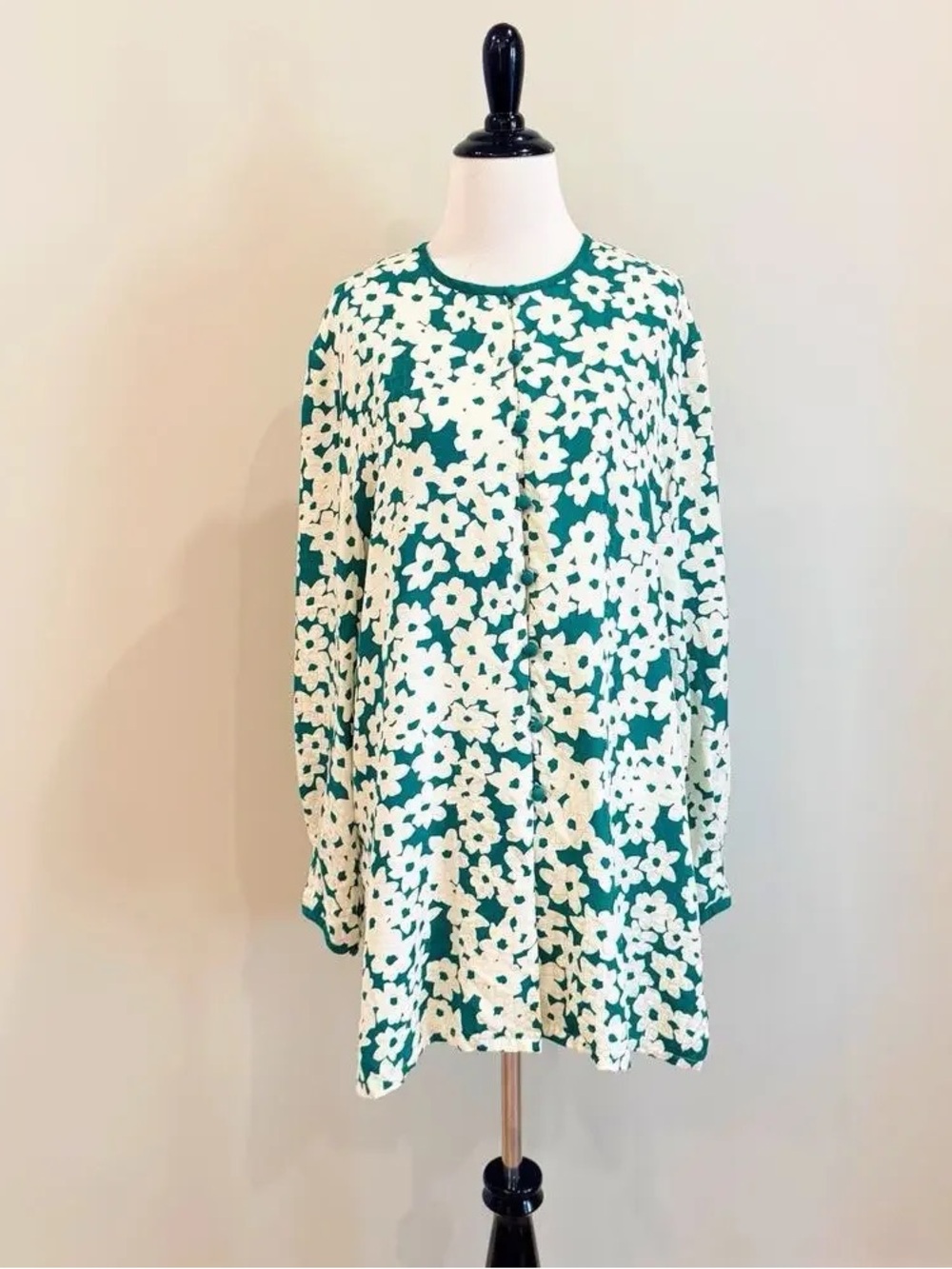 Floral Print Long-Sleeve Blouse in Green and White
